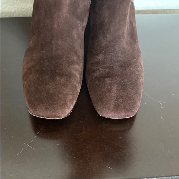Tory Burch Uma Brown suede Logo  Boots. Size 10 - Picture 6 of 14